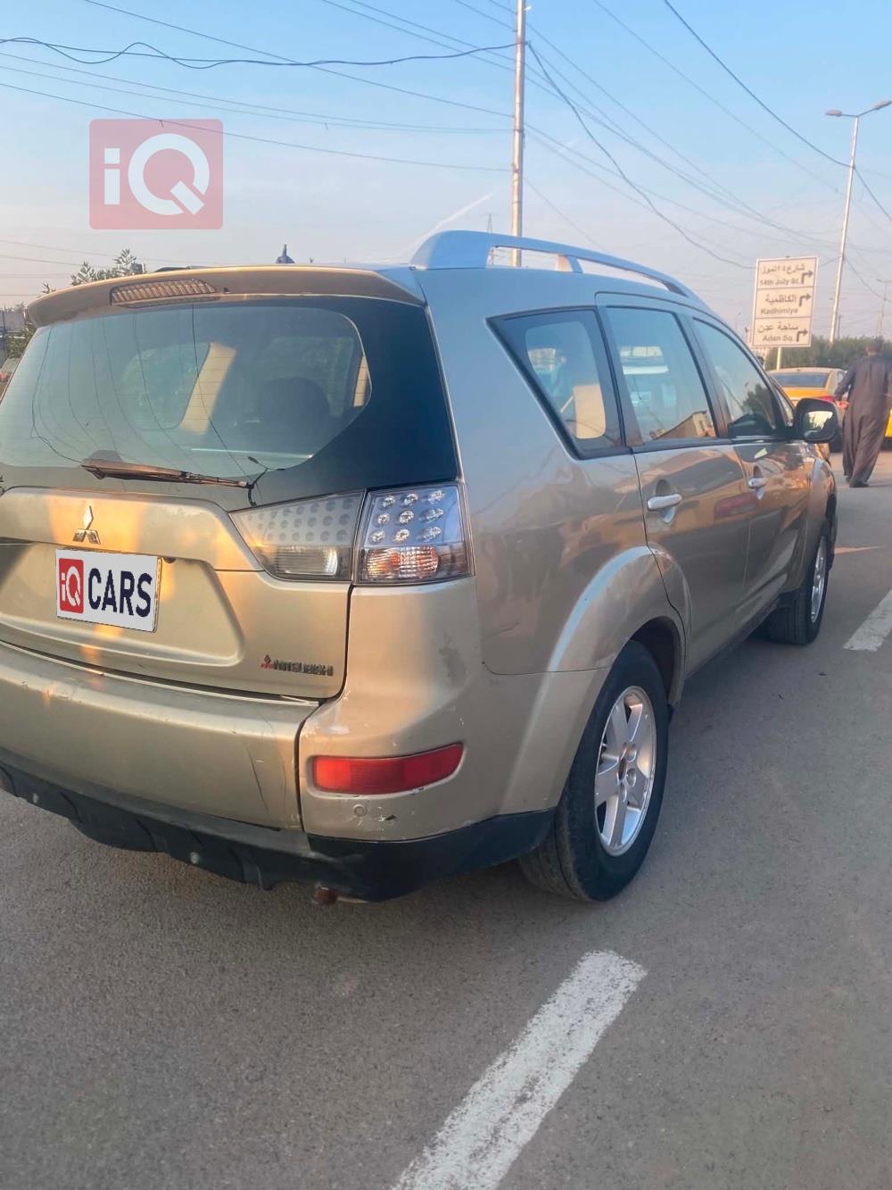 ميتسوبيشي اوتلاندر